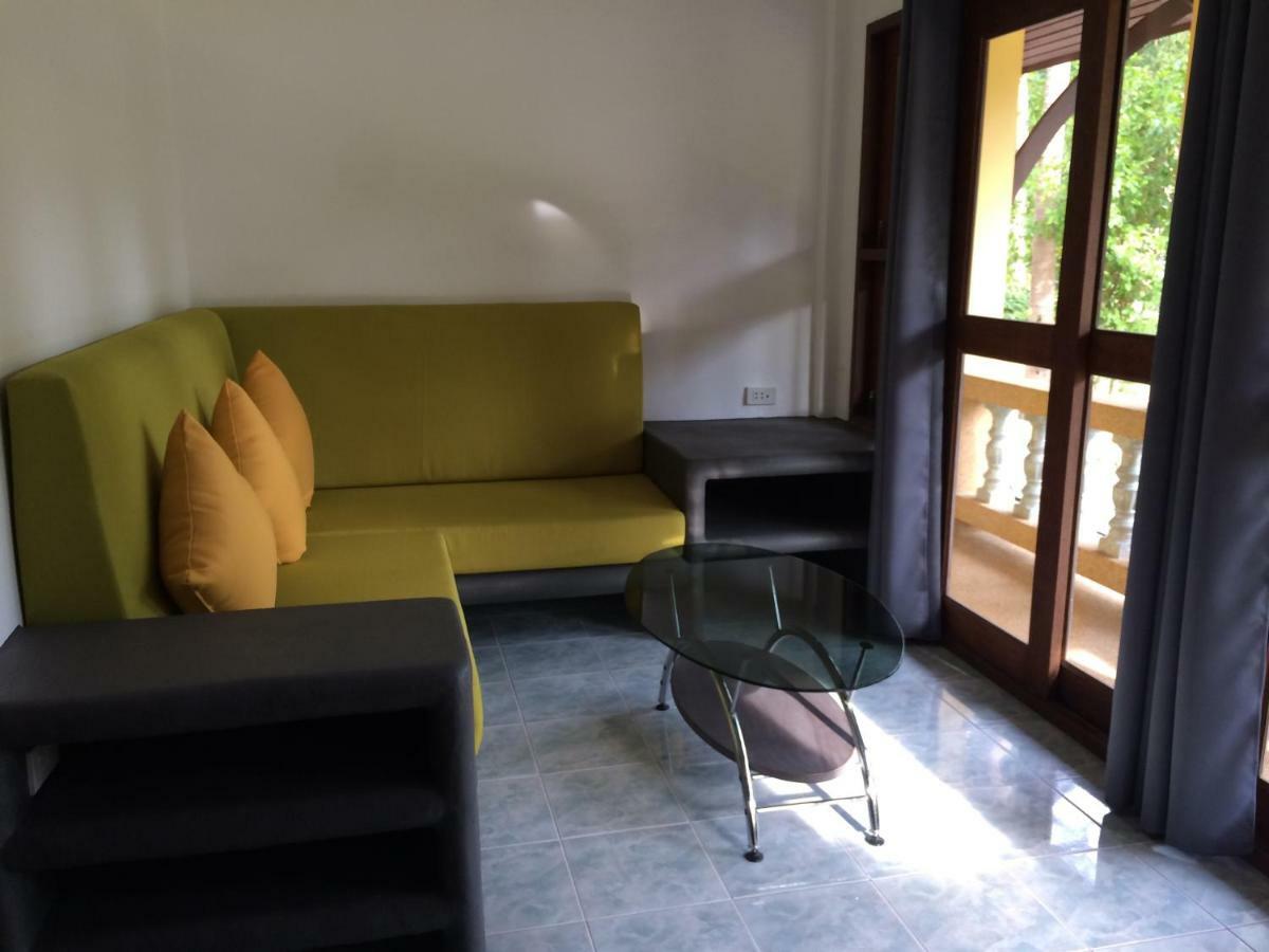 Marilyns Residential Resort Maret Экстерьер фото